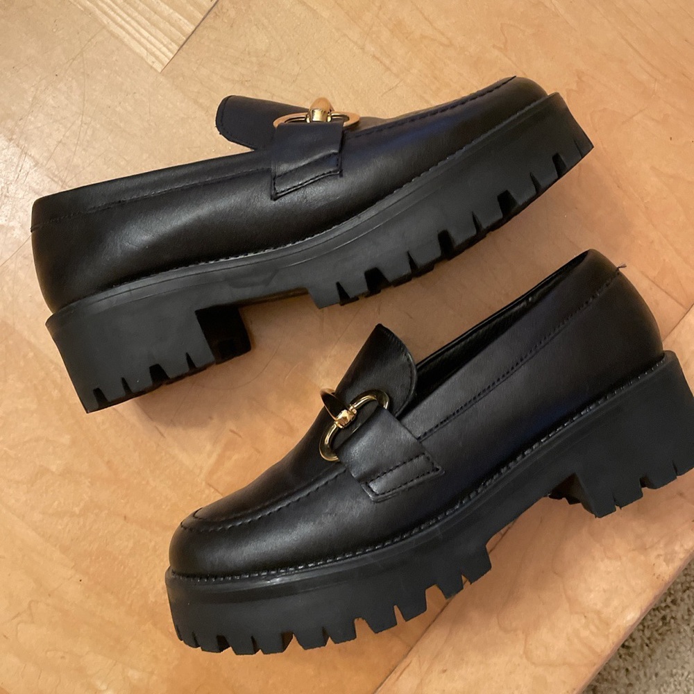 Steve Madden Black Platform Loafers